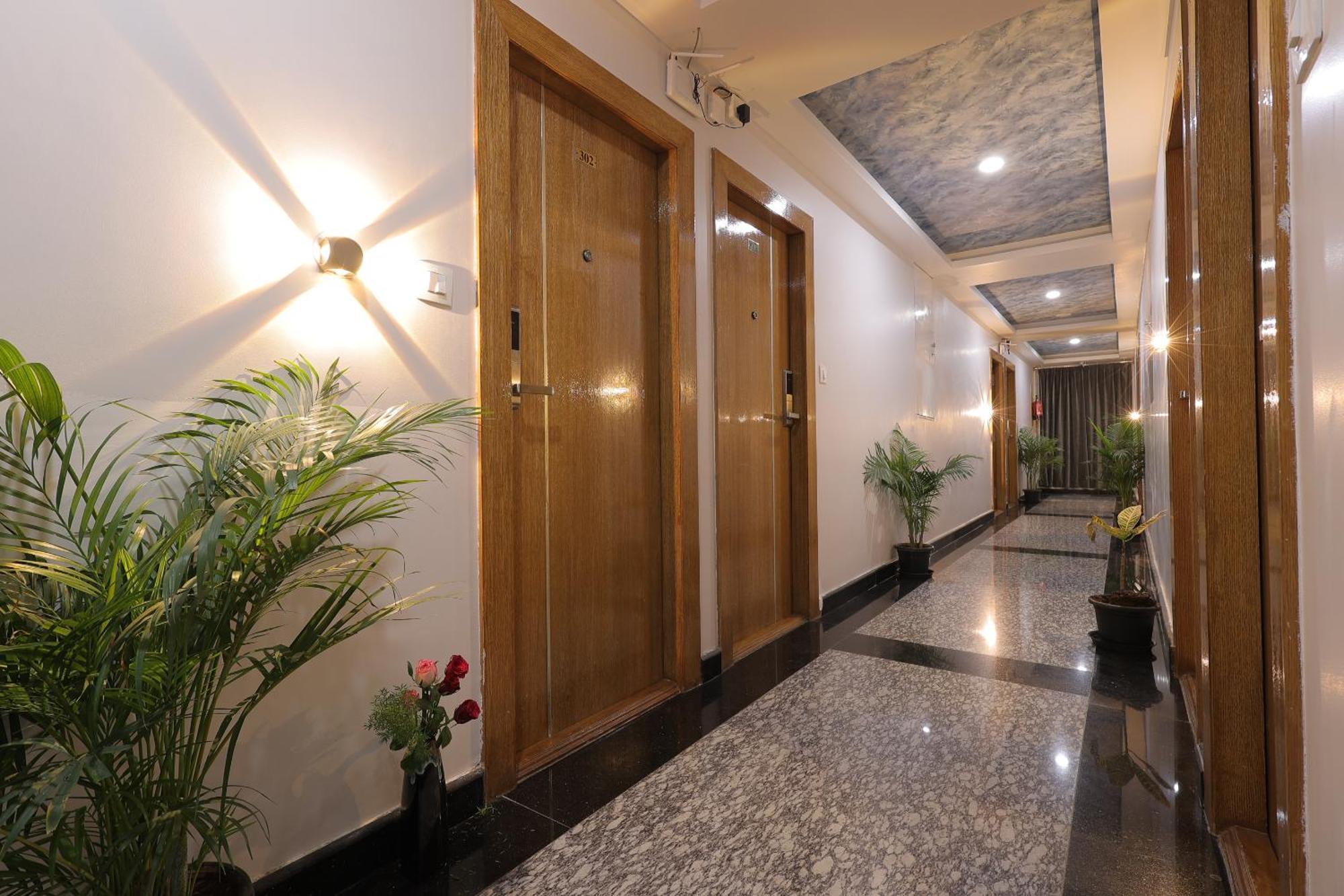 Hello Inn By Vyda Bangalore Exterior photo